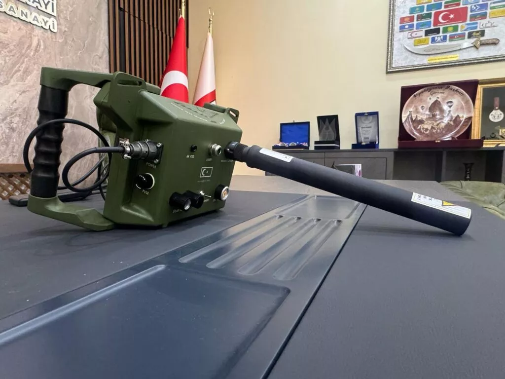 Proton Elic RB-1 M-4 Special Militech Yeralti Görüntüleme